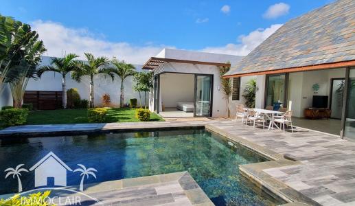 4 Bedroom Villa / Palm Groove 2 Residence