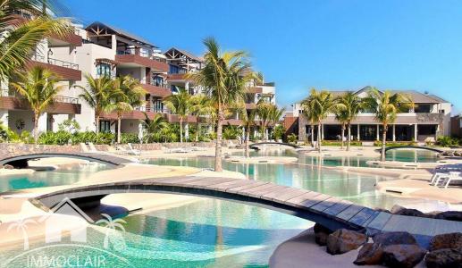 Penthouse at Mont-Choisy, lagoon pool and jacuzzi